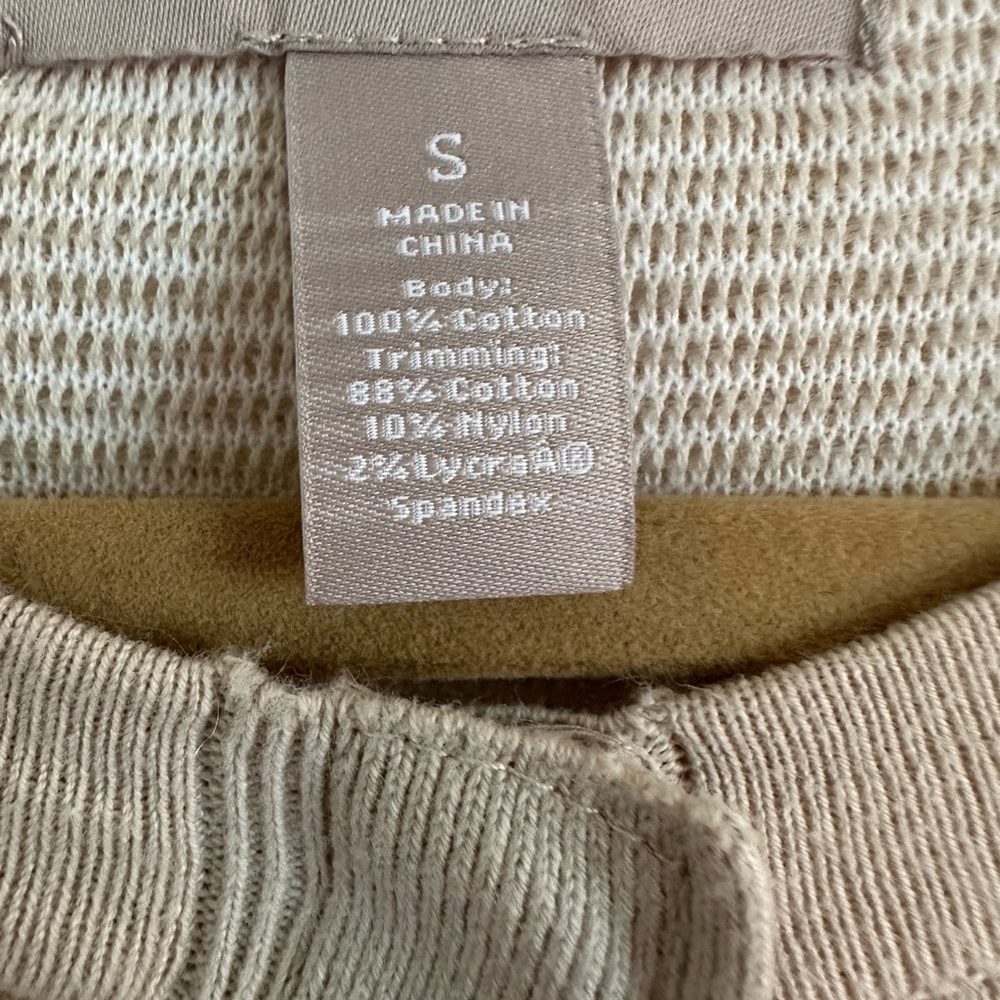 Banana Republic Cardigan - Picture 4 of 5